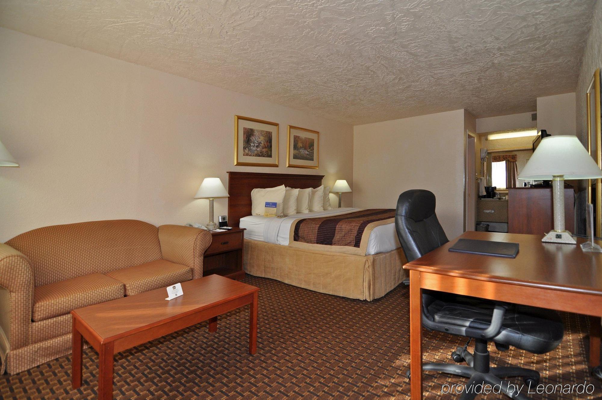 Quality Inn Clinton North Exteriér fotografie