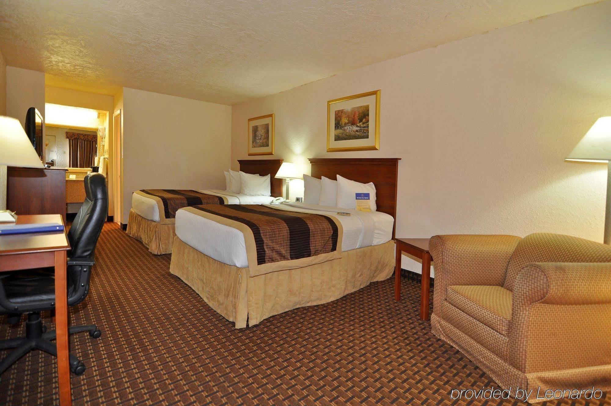 Quality Inn Clinton North Exteriér fotografie
